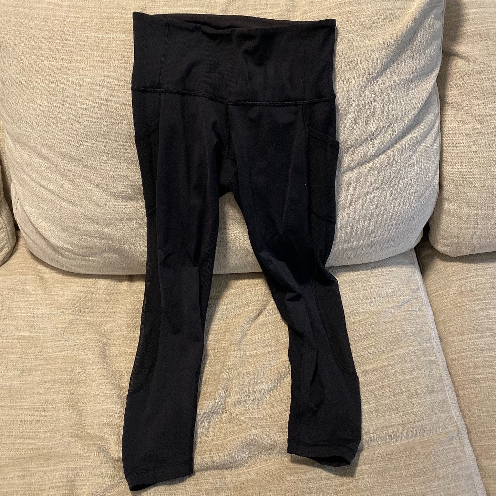 Lululemon Black Cropped Leggings
